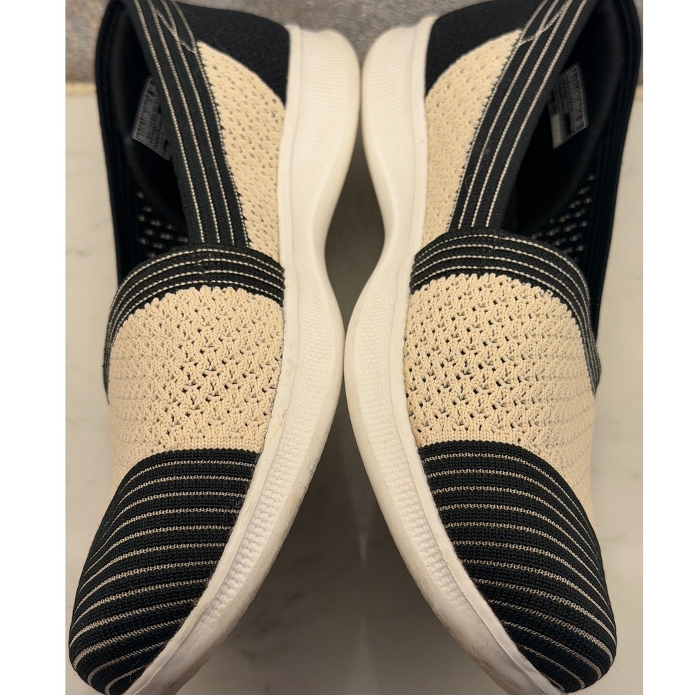 Skechers GoWalk Lite Women 8.5 Black Beige Striped Goga Mat Slip On Shoes 136322 - Picture 3 of 8